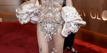 Коментари го преплавија интернетот за изгледот на Џенифер Лоренс на Златните глобуси