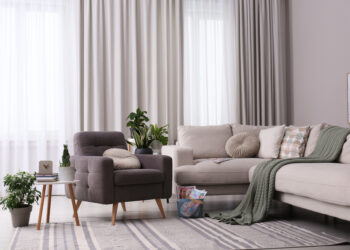 Дизајнерите на ентериери избраа: Овие завеси се тренд за 2026 година