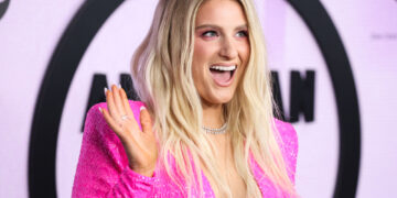 Меган Трејнор (32) објасни зошто нејзиното трето дете е родено од сурогат мајка