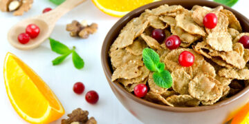 Нутриционист: Дали страдате од маснотии на стомакот и надуеност? Три намирници што треба да ги избегнувате