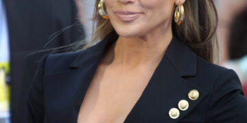 Доста ѝ е од неуспешни врски и бракови: Џеј Ло има нови правила