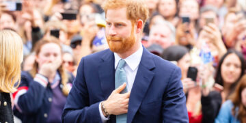 Жената што тврдеше дека била љубовница на принцот Хари уапсена на Мајорка