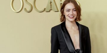 Најубавата жена на светот е номинирана и за најдобра актерка: Сите зборуваат за нејзиниот стил