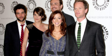 Тед од „Како ја запознав мајка ти“ стана татко на 52 години, објави фотографии од бебето