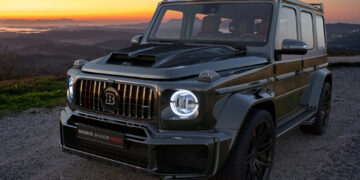 (Фото/видео) Џипот од 500.000 евра на Бака прасе изгоре во Белград