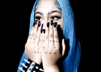 (Видео) 12-годишната ќерка на Ким Кардашијан и Кање Вест ја објави својата прва песна