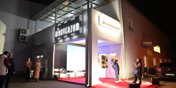 (Фото) По ерата на Југославија, селото Драчево е првото село во Македонија што добива сопствено модерно кино