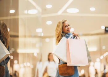 Сè се менува, земете здив: Овие 3 знаци конечно ги отплаќаат сите долгови и се извлекуваат од минус