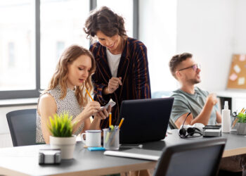 Нови трендови: Генерацијата Z отворено зборува за платите на работа