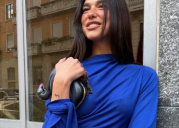 (Видео) Десетка за храброста: Дуа Липа никогаш попровокативна на настан во Италија