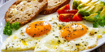 „Исчезна“ на девет години, а сега со најубавата фотографија ја прекина тишината: „Убавице, недостигаше“