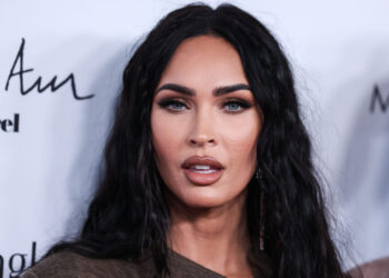 Меган Фокс повторно на Инстаграм – позираше во топ