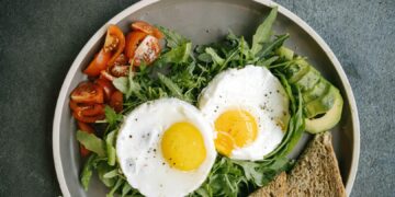 Наместо енергија, пад на шеќерот: храна што треба да ја прескокнете за појадок