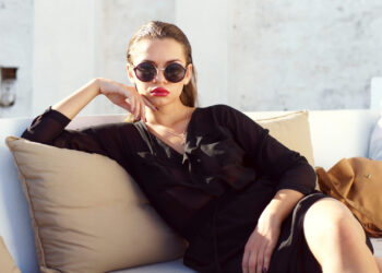 Полната Месечина во Вага носи вистина во врските: Три знаци мора да се пресечат