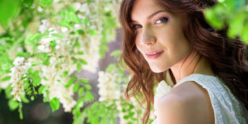 (Видео) Познатиот актер на црвениот тепих со убава Србинка – тие се во брак 26 години