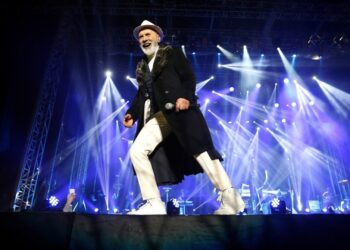 Дино Мерлин го сруши рекордот: Концертот во Сараево го распродаде за еден ден