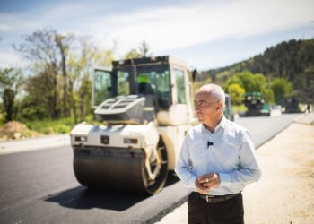 Коњановски: Започна асфалтирањето на „СРУ 5“ во Битола: нова улица што ги поврзува „Партизанска“ и „Крушевска република“