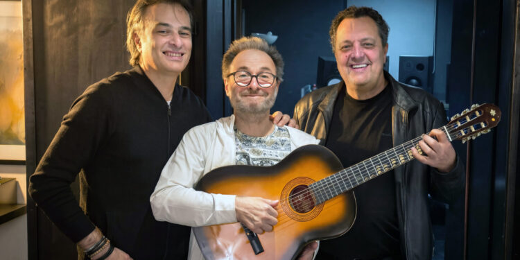 (Видео) Нова современа верзија на песната „На Велигден сум се заљубил“