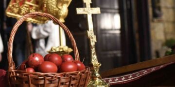 ХРИСТОС ВОСКРЕСНА: Ден на вера, љубов и победа на доброто