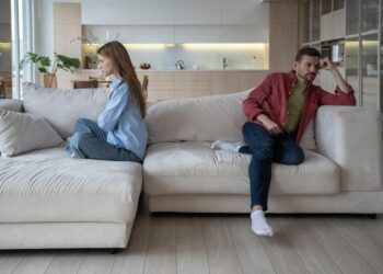 Вистината за бракот што ретко се кажува: Ова се најголемите предизвици со кои се соочуваат жените