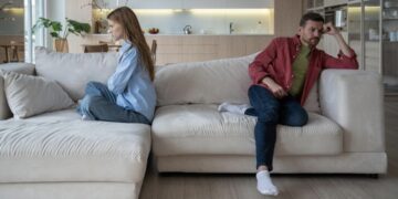 Вистината за бракот што ретко се кажува: Ова се најголемите предизвици со кои се соочуваат жените