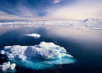 Случајно откритие на Антарктикот: научници пронајдоа нов остров по повлекувањето на мразот