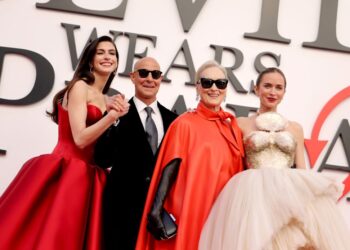 ПРВИ КРИТИКИ ЗА „ЃАВОЛОТ НОСИ ПРАДА 2“: Филмот ги освои фановите, но сите се согласуваат – оригиналот останува недостижен