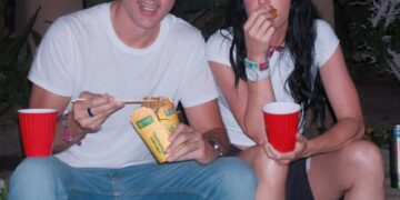 „Фала му на Бога што има Премиум!“ – Кети Пери го „пецна“ Бибер за необичниот настап на Коачела