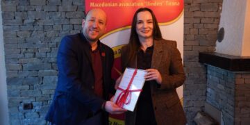 Марјана Дода од “Аргументум.ал“добитник на признанието „Илинден“ за новинарски придонес