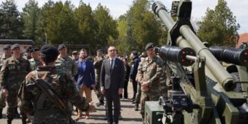 Проданоски: Прилеп со гордост ја негува воената традиција и честа