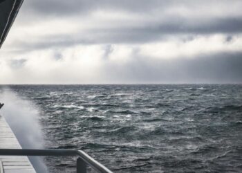 Научници предлагаат подводен ѕид меѓу Америка и Русија: предупредуваат дека Европа ја чека хаос ако не се реагира