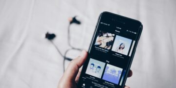 Spotify открива: Ова се најслушаните песни и изведувачи на сите времиња