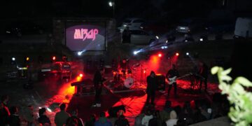 Магична атмосфера под Марковите Кули: „Мизар“ ги затвори „Деновите на Крали Марко“ во Прилеп