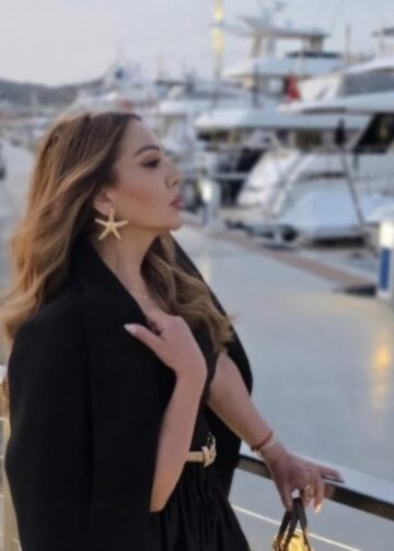 (ФОТО) Лила во најкусото фустанче досега: Од Бодрум испрати гламурозна фотографија што ги запали мрежите