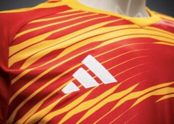 ФОТО: ФФМ го промовираше новиот дрес на Македонија со порака за заедништво и национален идентитет