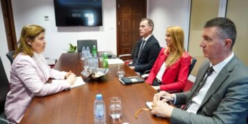 Божиновска: Започнуваат реални чекори во соработката со САД на поле на енергетиката