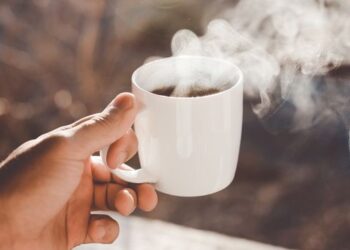 Мирисот на кафе не буди само телото, туку и емоциите: Науката открива зошто ни создава чувство на мир и сигурност