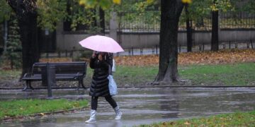 Денес не очекува нестабилно време: Дожд, заладување и силен ветер до 60 km/h