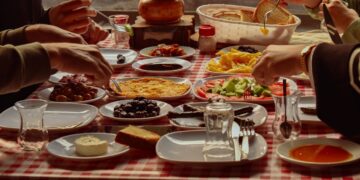 Библиската диета стана светски хит: Милиони ја следат, но експертите предупредуваат на важен проблем