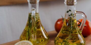 Дали е добро секој ден да пиете маслиново масло? Еве што велат експертите