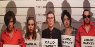 17 години од „Мамо немукажвај на тато“ – албумот што ја одбележа кариерата на „Паркети“