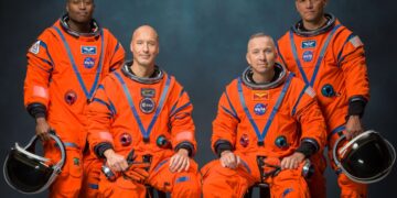 НАСА го откри екипажот за „Артемис 3“: Историска мисија што ќе го отвори патот кон враќањето на човекот на Месечината