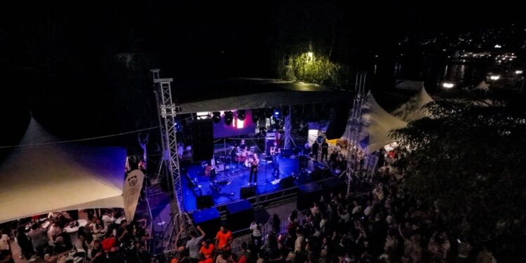 Ohrid Wine Festival Vol. 5 започна со одлична атмосфера и бројни посетители