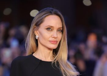 Протекоа приватни податоци на Анџелина Џоли, Роберт де Ниро и други ѕвезди: Безбедносен пропуст го тресе Холивуд