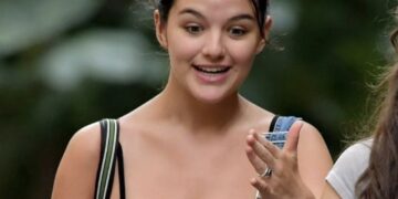 Ќерката на Том Круз официјално се откажа од неговото презиме: Започнува ново животно поглавје