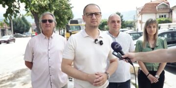 ВИДЕО | Проданоски: Започна реконструкцијата на тротоарите и велосипедските патеки на булеварот „11 Октомври“ во Прилеп