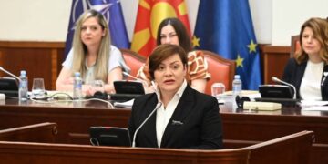 Димитриеска-Кочоска: Со ребалансот обезбедуваме повеќе средства за капитални инвестиции и забрзан економски развој