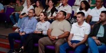 Проданоски: Прилеп е горд на младите уметници – тие се чувари на македонската традиција