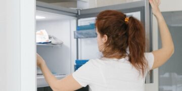 Паричка во замрзнувач пред одмор? Германците велат дека овој едноставен трик може да ви заштеди многу пари