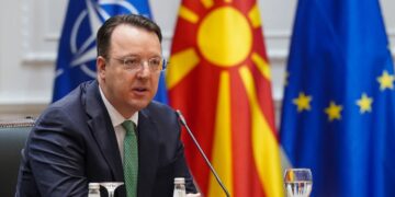 Николоски: Го решаваме проблемот на транспортерите преку директни договори со европските држави – три се веќе склучени, на уште три интензивно работиме